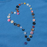 BUTTON TEE