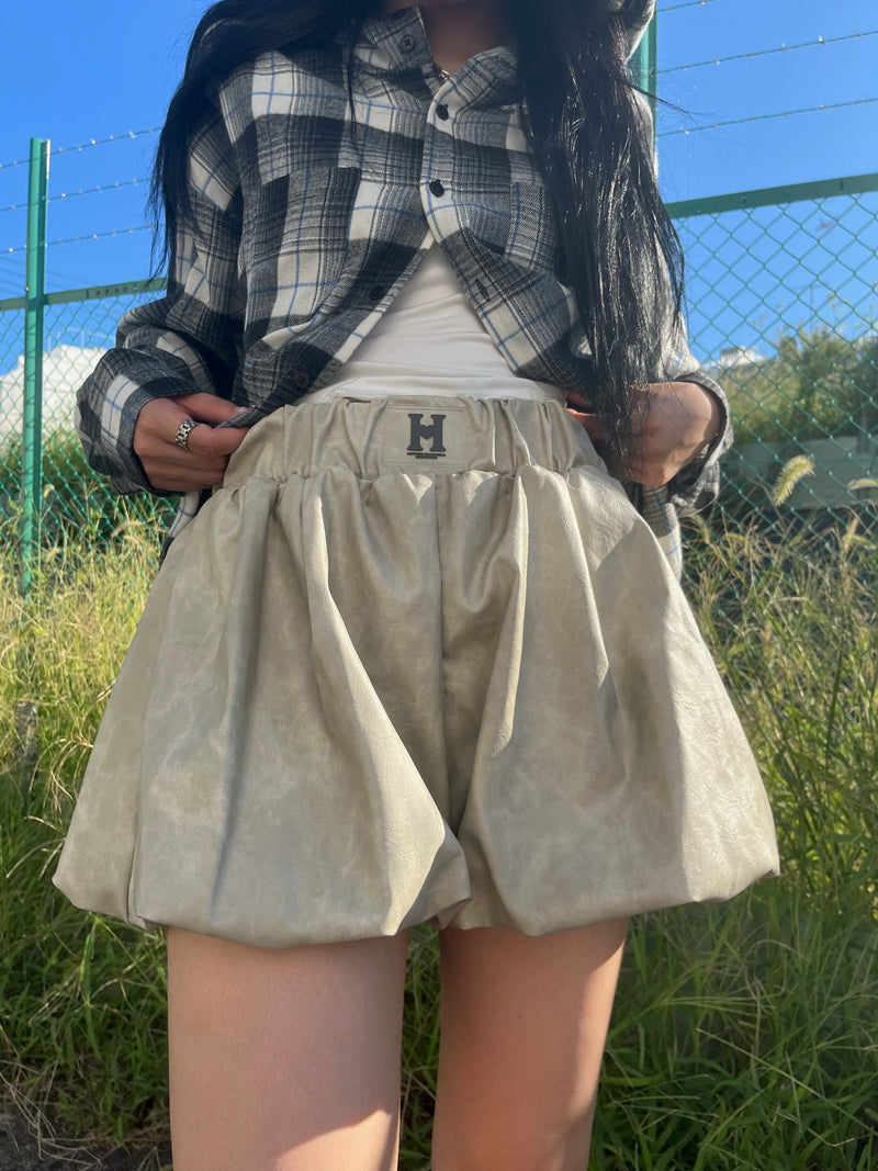 FAUX LEATHER BALLOON SHORTS