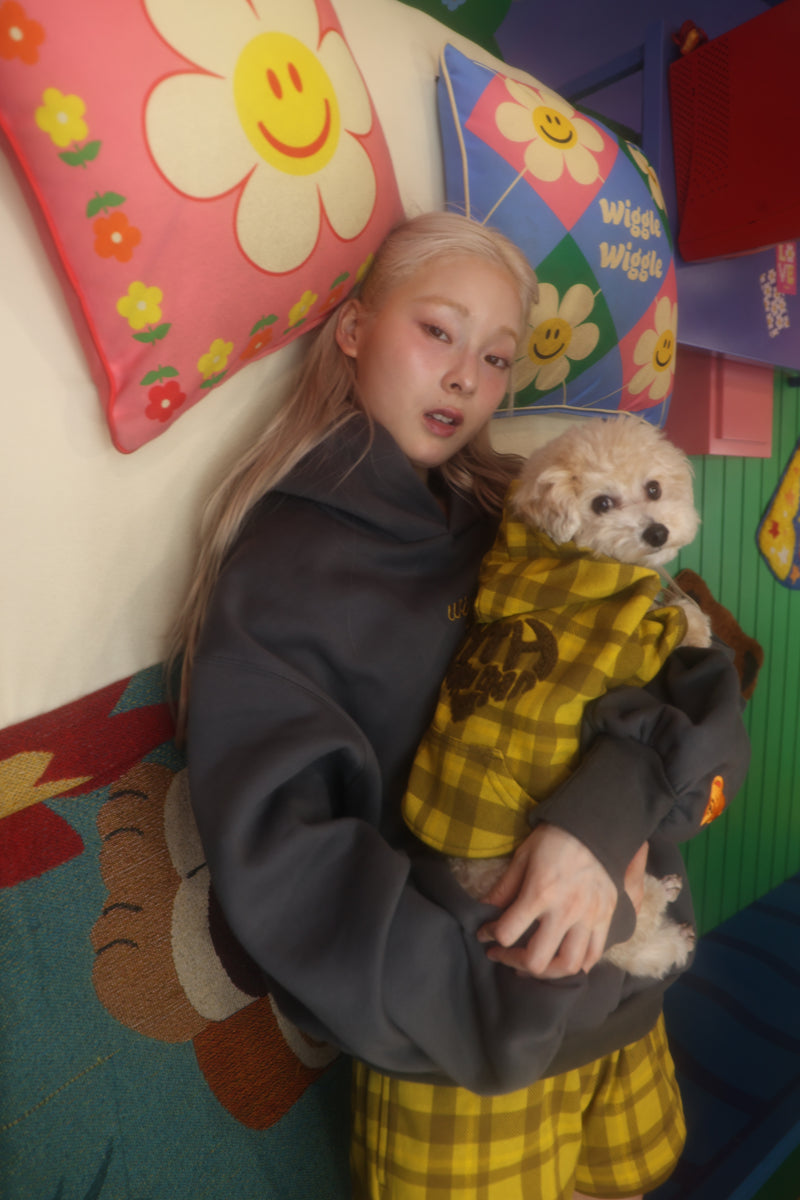 wiggle wiggle × HTH heart logo hoodie (for pets) 