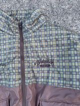 チェックのダウンジャケット 