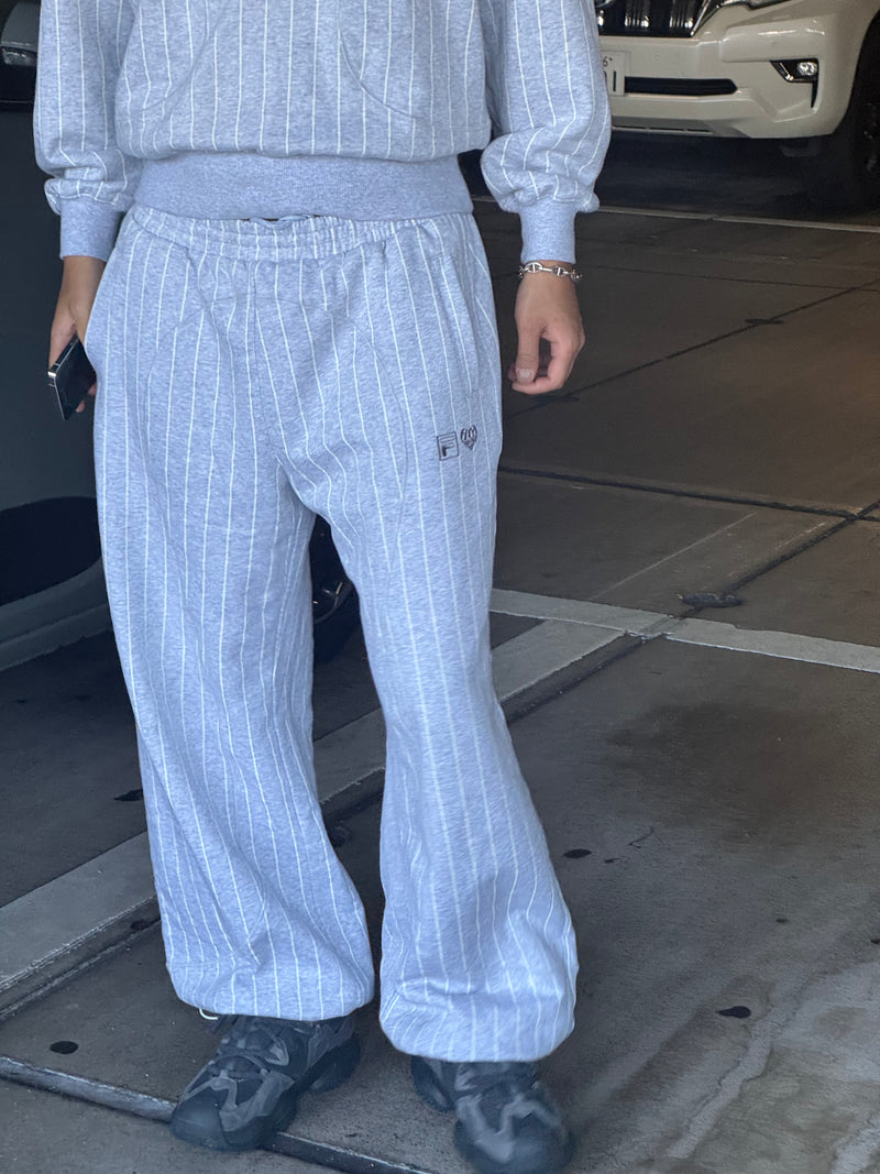 FILA × HTH 스웨트팬츠 