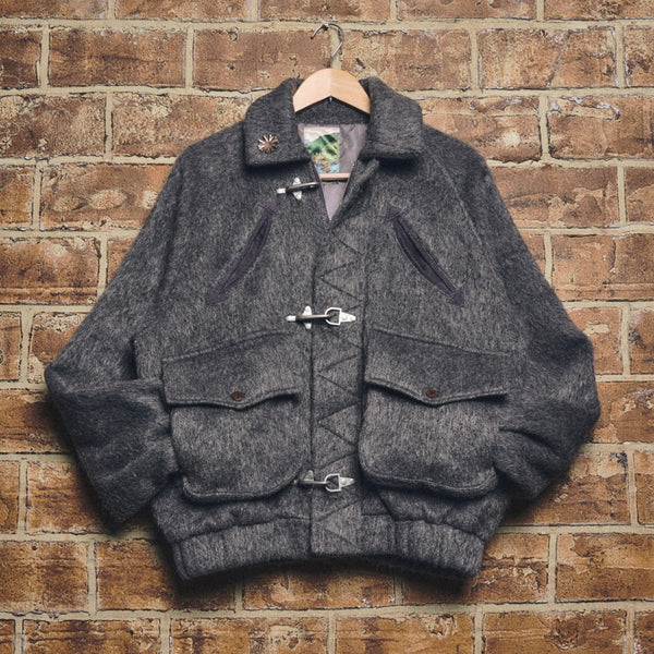 3574E1D3-9B75-41C9-B193-