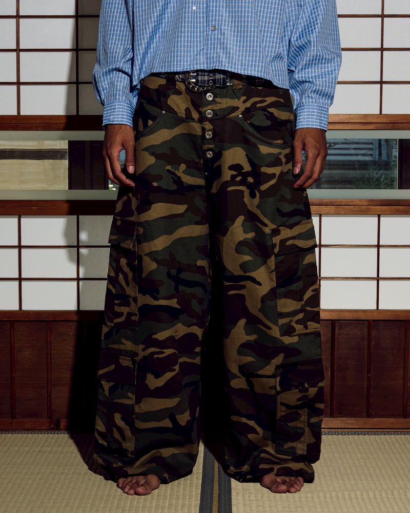 新品！TANGRAM タングラム　ナイロンパンツ　迷彩柄　M 抽選販売商品 Assortment cargo denim pants – YZ