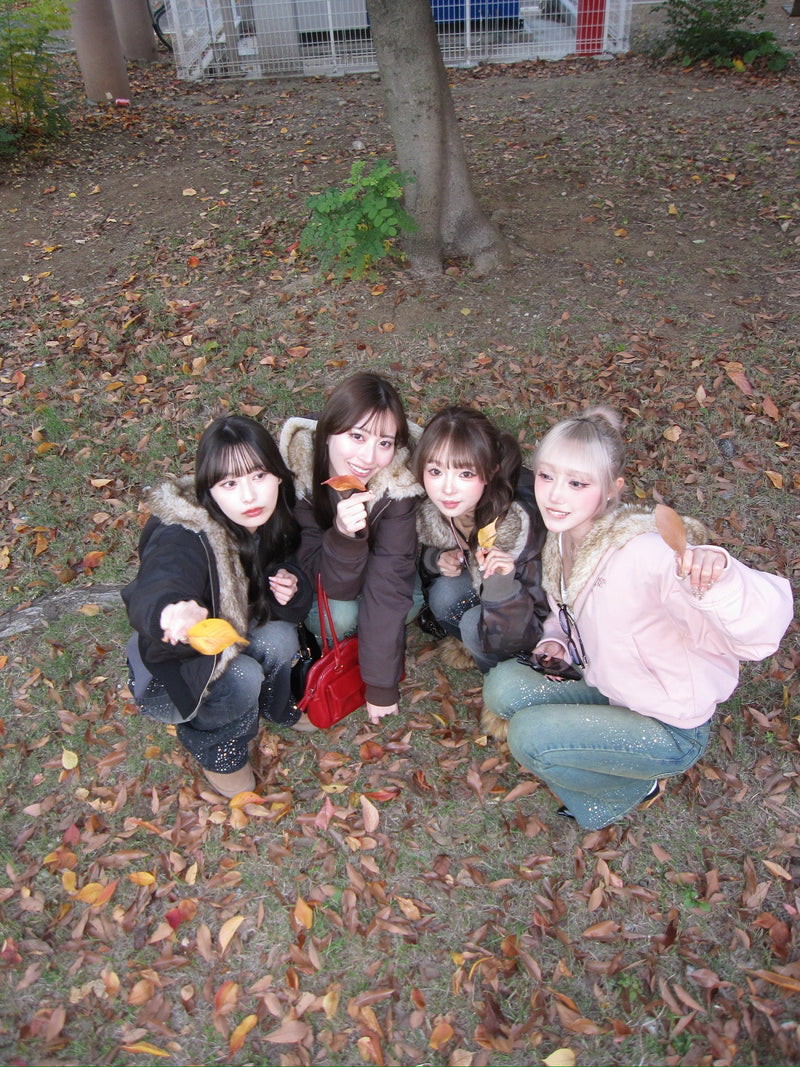 毛絨絨連帽羽絨夾克 