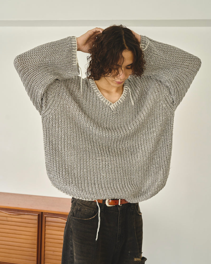 sparkle stitching v neck sweater