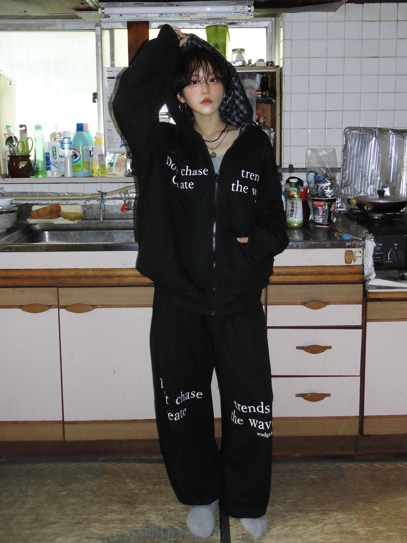logo sweat pants