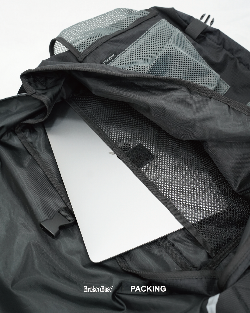 Packing x BROKEN BASE RIP STOP PC Messenger Bag – YZ Packing x BROKEN BASE RIP STOP PC Messenger Bag – YZ