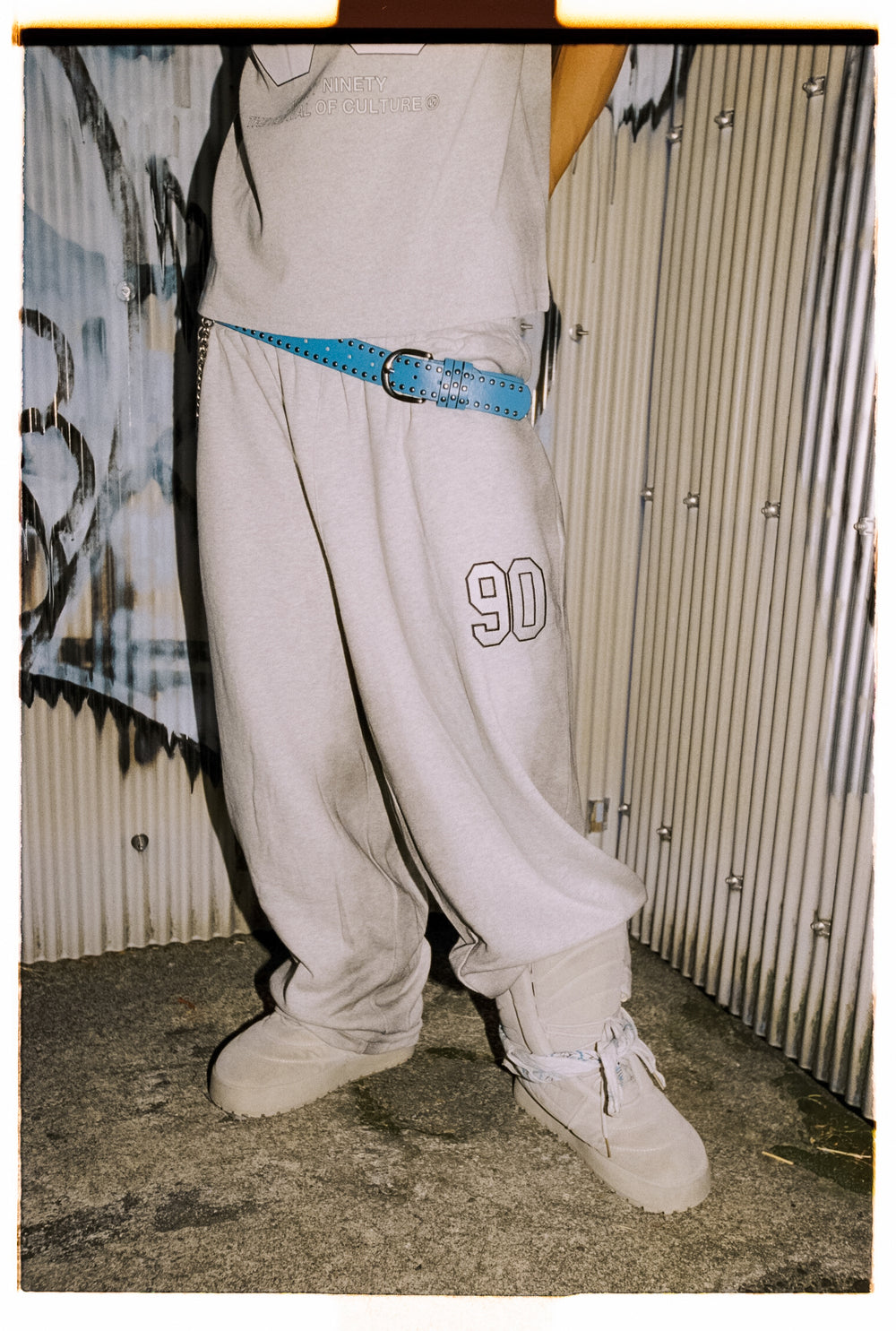 【なるなるなるね】90s スウェット 90 Numbering Sprayed Sweat Pants – YZ