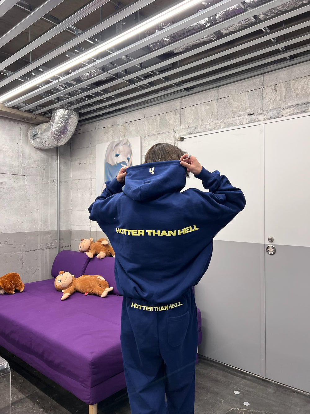 6CA638EF-772C-4F5A-AB31-