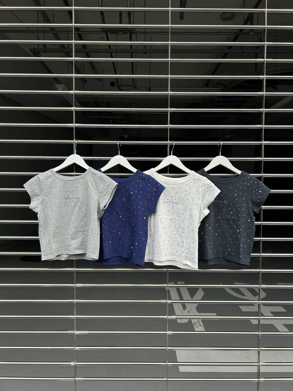 Rhinestone Cropped Tee – YZ