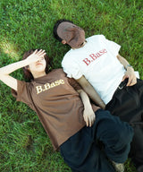 outline stitch logo tee