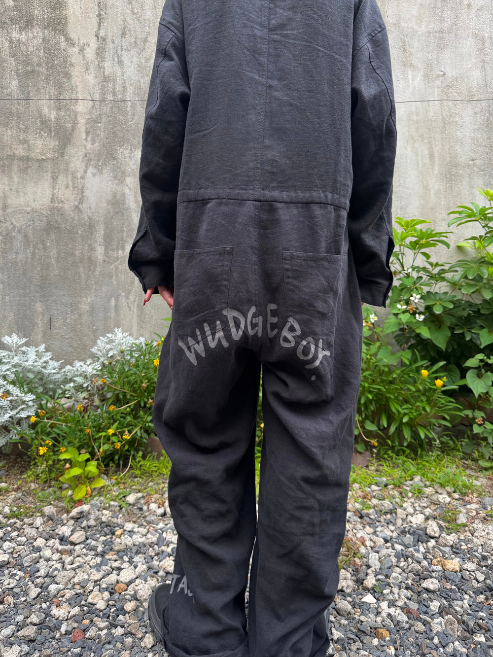 本物のジャンプスーツ – YZ