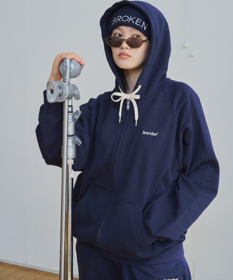 スモールロゴジップフーディセットアップ