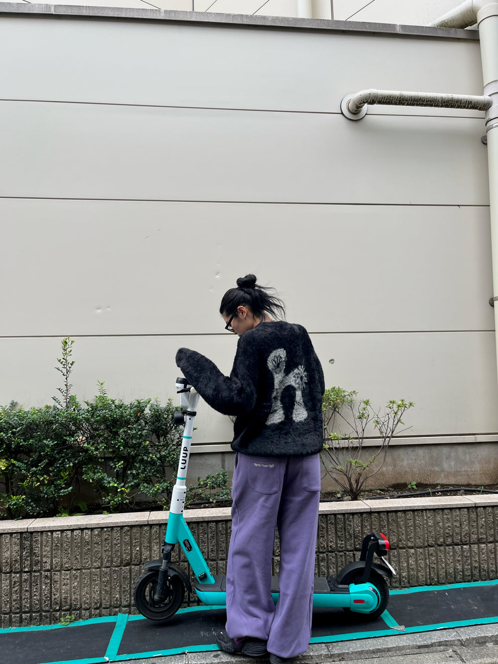 H flower logo knit – YZ