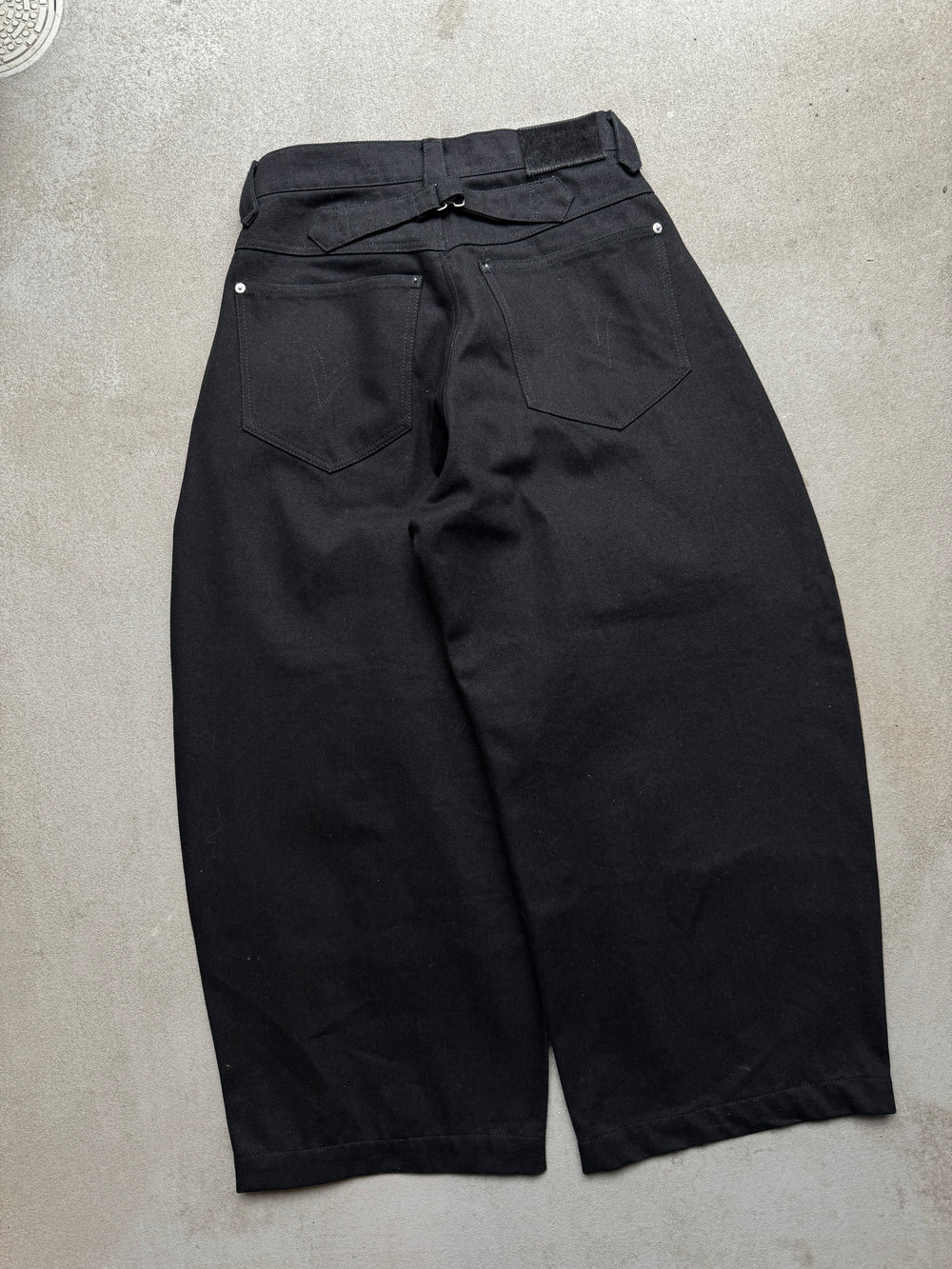 Wide-Tuck Colored Denim Pants – YZ