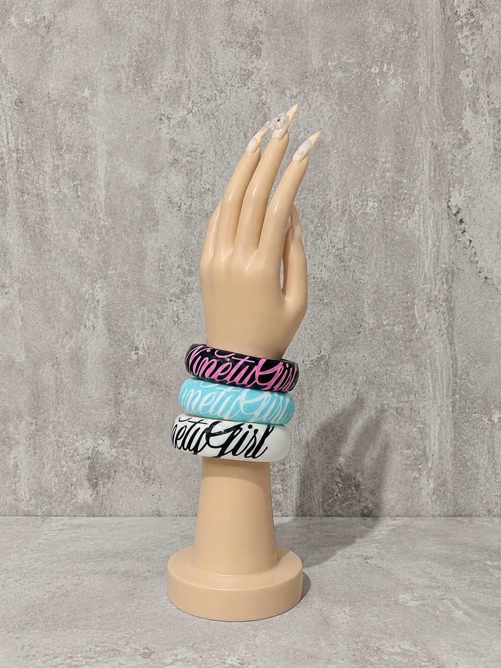 9090 girl – YZ