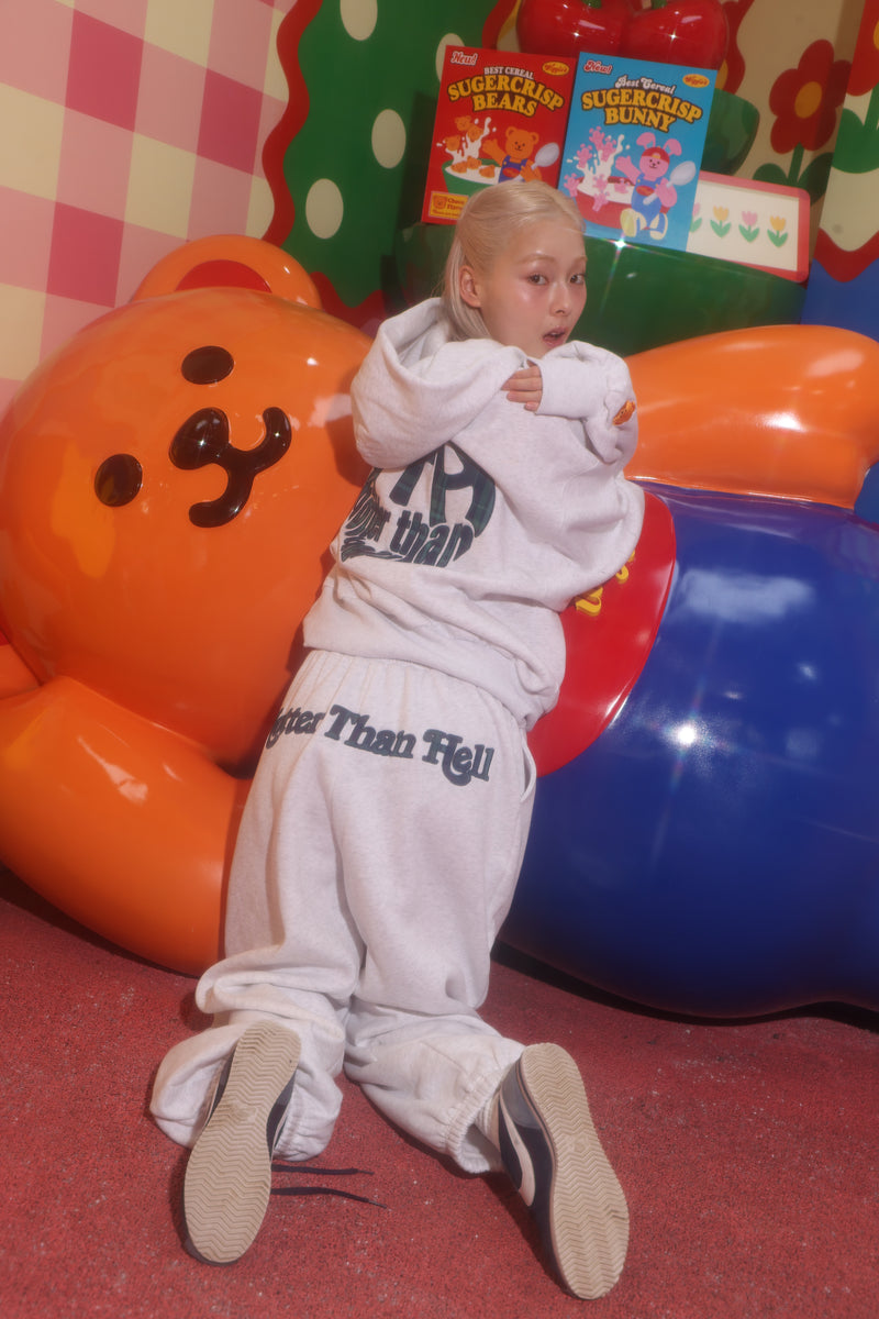 wiggle wiggle × HTH back logo sweat pants