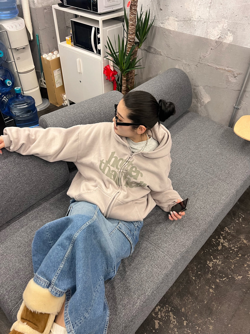 HTH♡ダメージ加工ジップスウェットパーカー　ネイビー HTH♡ダメージ加工ジップスウェットパーカー ネイビー HTH