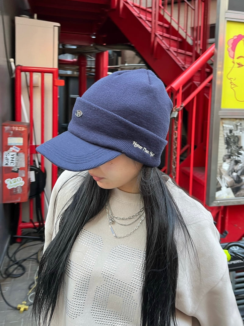 H logo knit cap