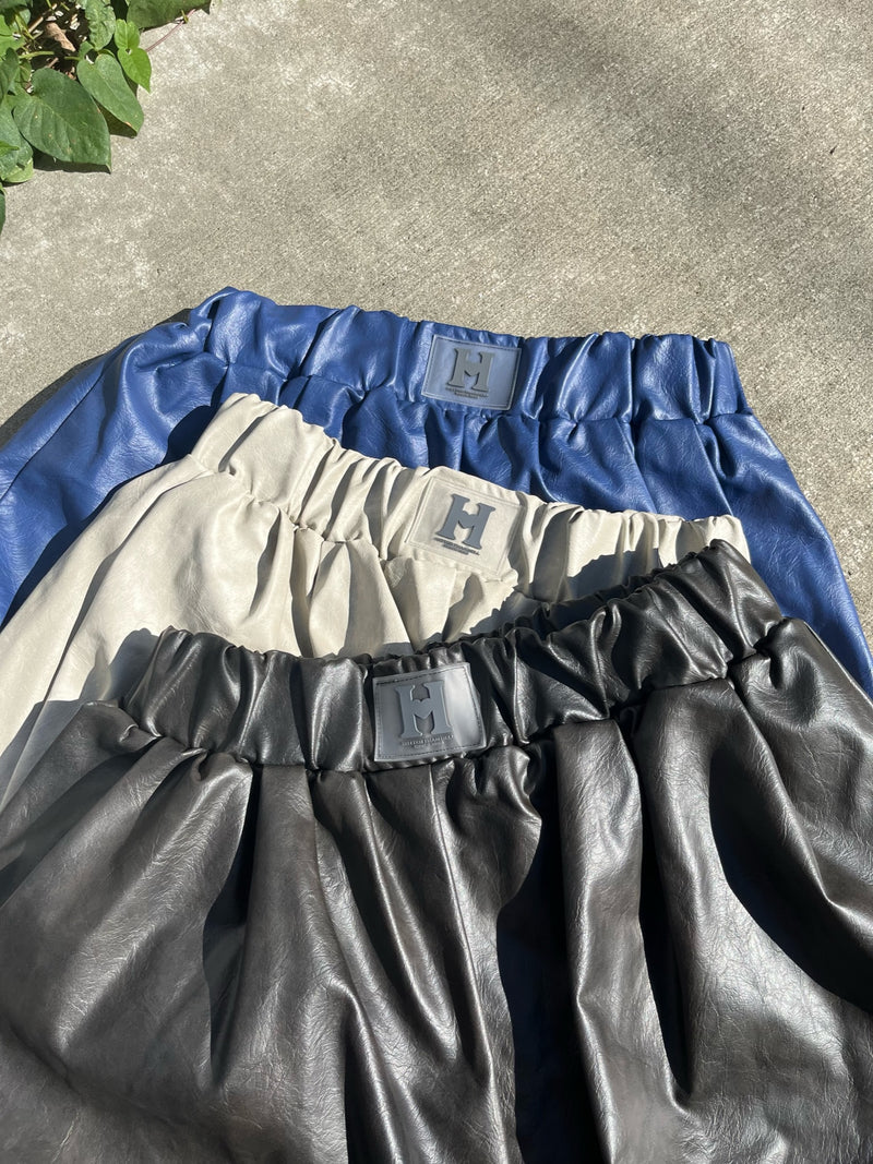 FAUX LEATHER BALLOON SHORTS