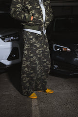 Tribal logo balloon baggy pants