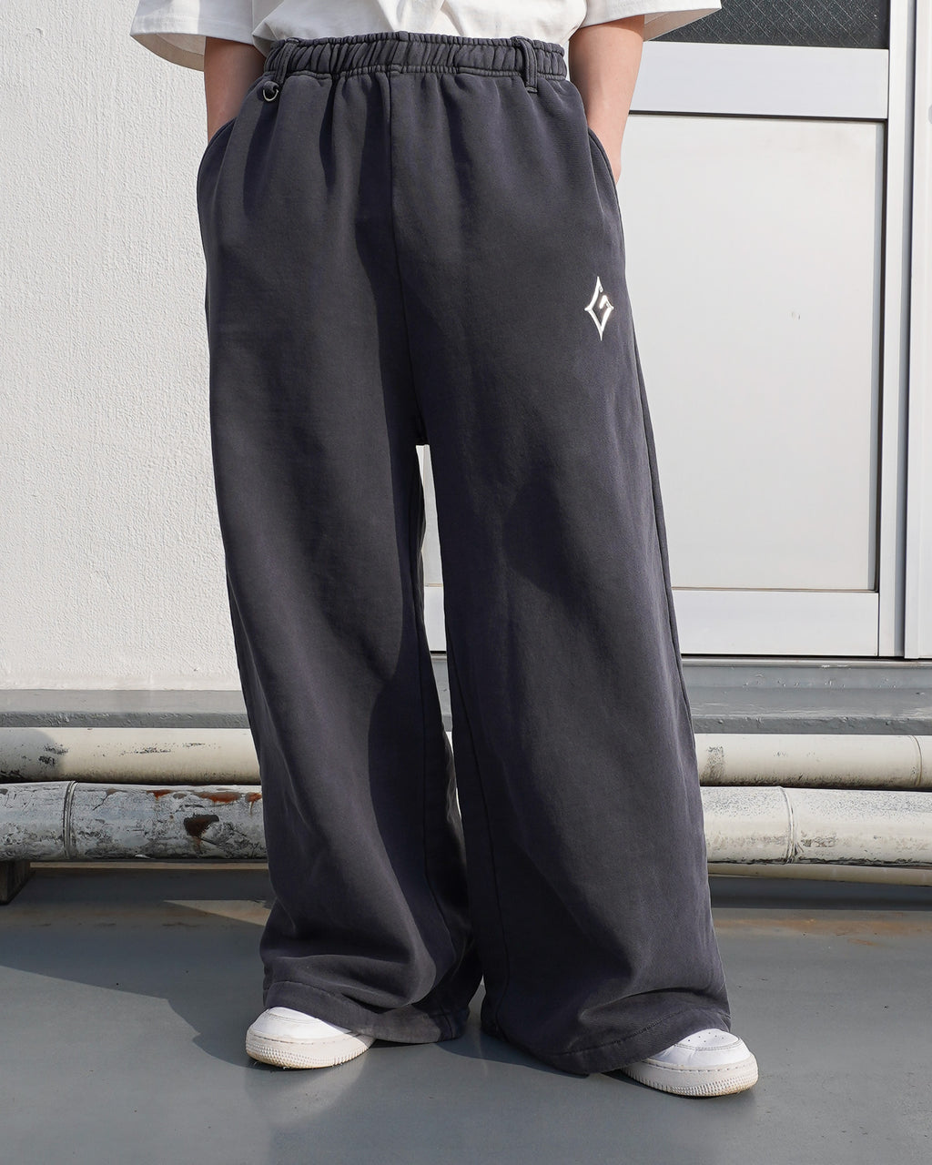 genzai Metal Logo Sweat Baggy Pants – YZ