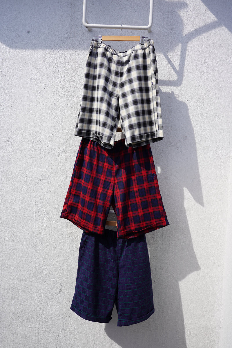 Relaxed Check Shorts