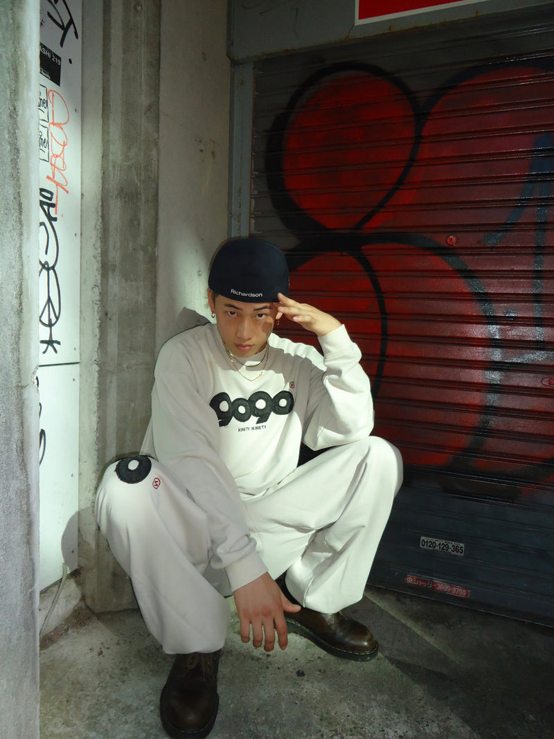 9090 OG Logo Patched Crewneck Sweat