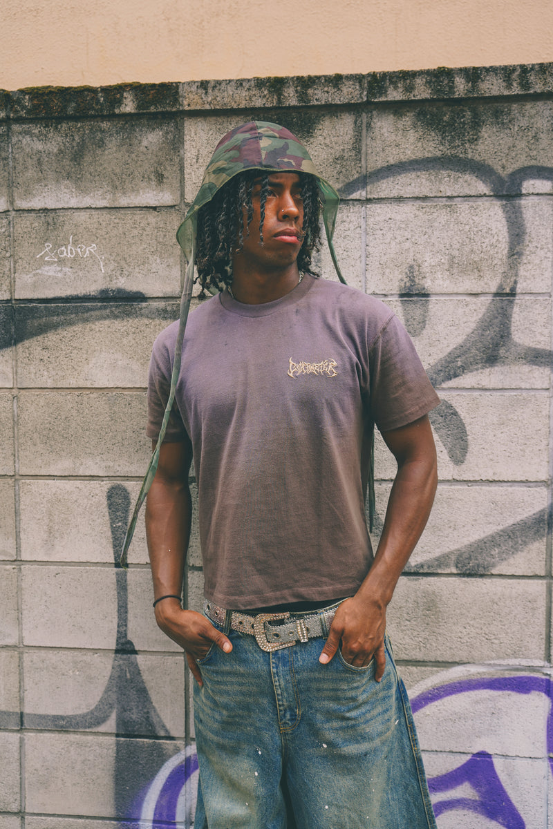 Tribal logo gradation tee