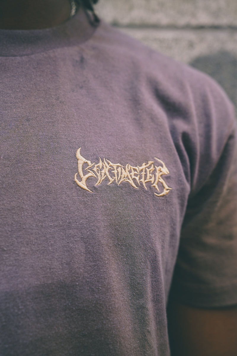 Tribal logo gradation tee