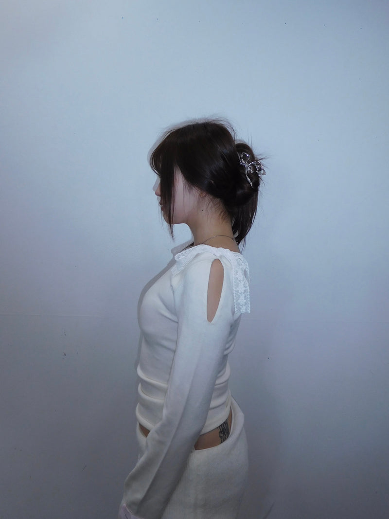 Lace ribbon tops（Knit tops）
