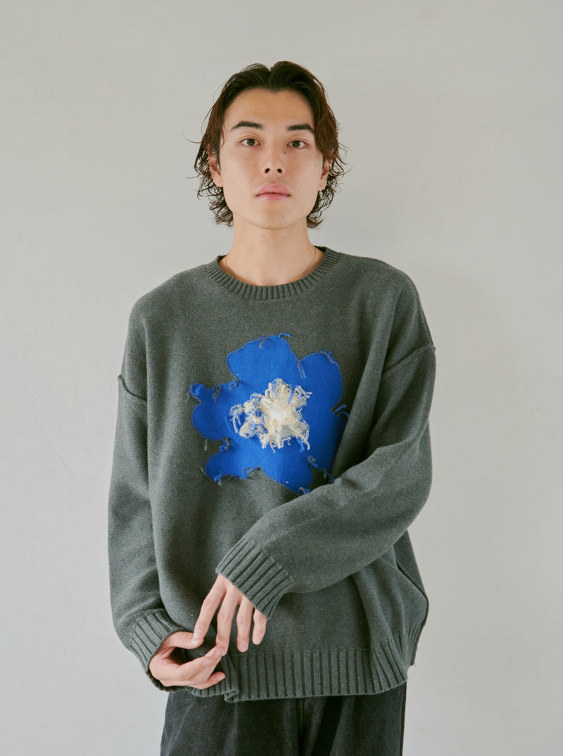 inside-out flower motif cotton sweater【発送予定：2023年12月中旬〜1月上旬】