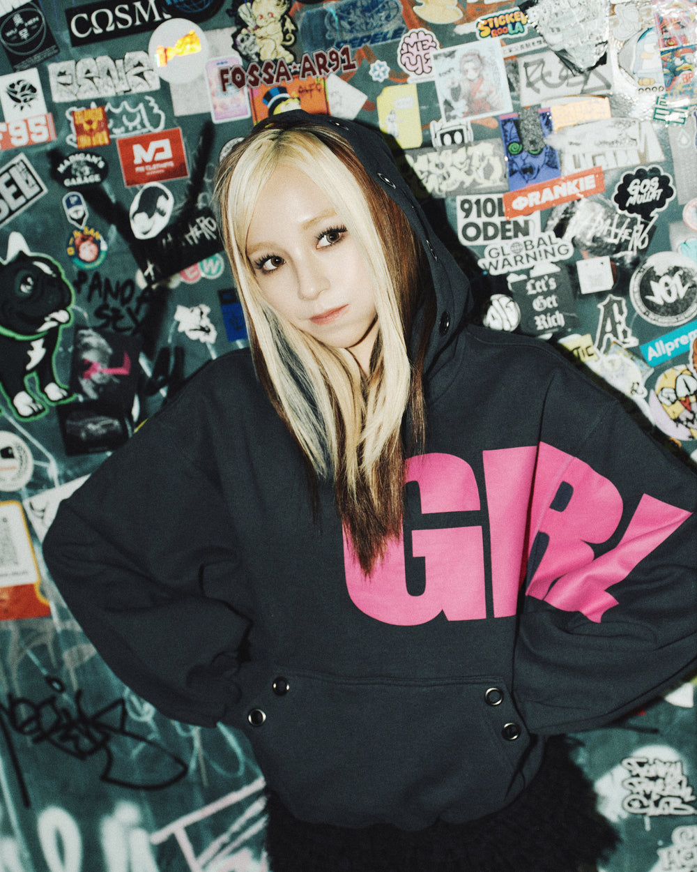 トップス 9090 girl Girl Logo Pullover Hoodie Girl Logo Pullover Hoodie – YZ