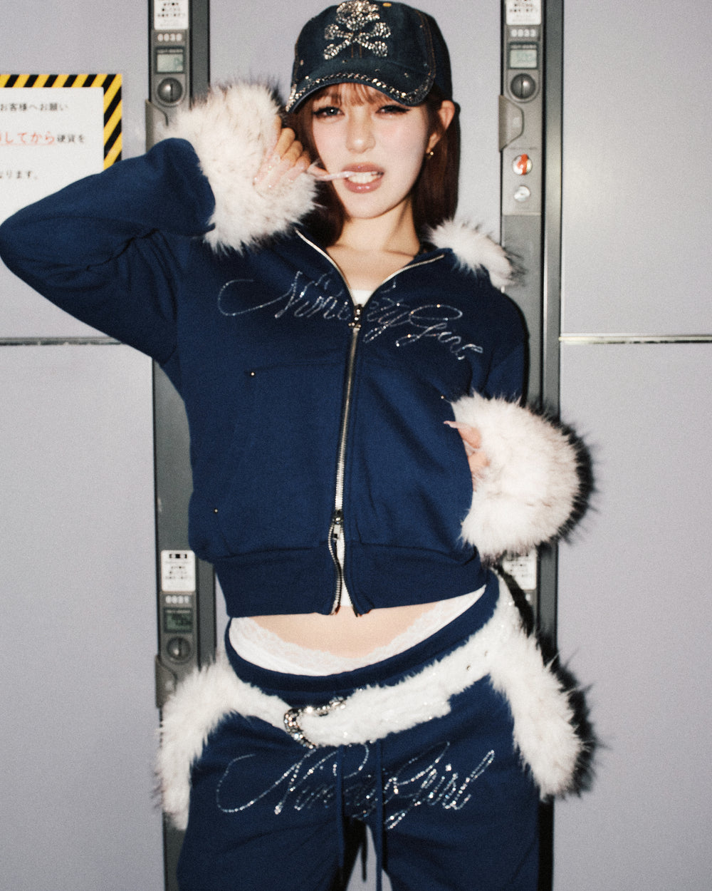 トップス Ninety Girl Rhinestone Fur Zip Hoodie Ninety Girl Rhinestone Fur Zip Hoodie – YZ
