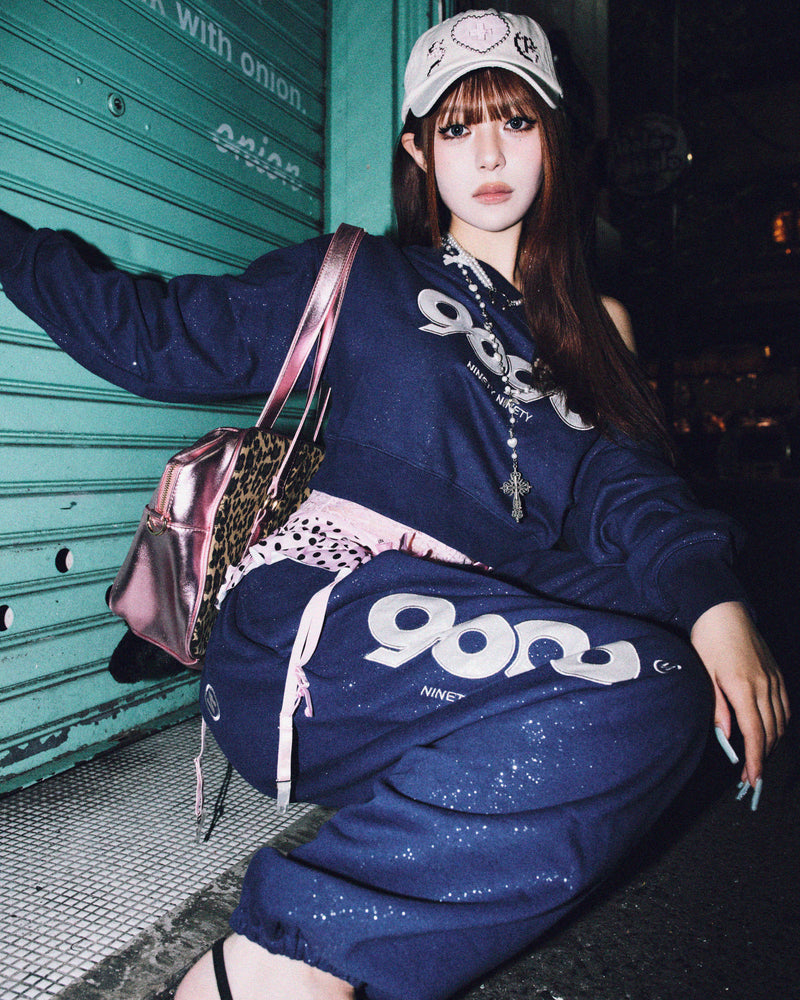 バレエ Og logo glitter off shoulder sweat OG Logo Glitter Off-shoulder Sweat – YZ