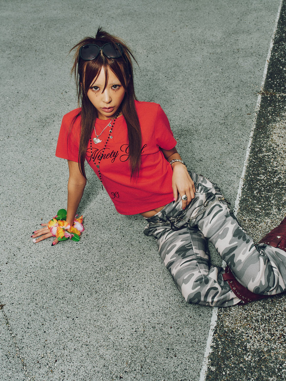 Ninety Girl Slim Tee – YZ