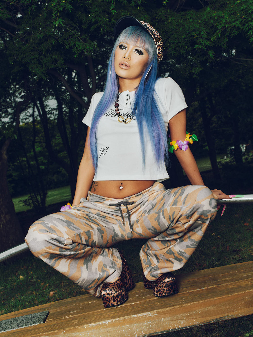 Ninety Girl Slim Tee – YZ