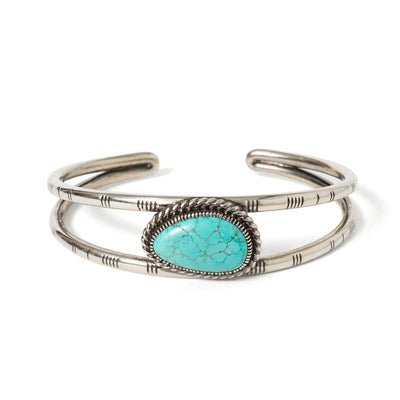Navajo tribe BW bangle 