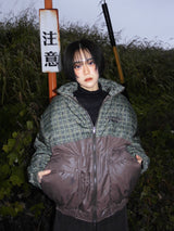 チェックのダウンジャケット 