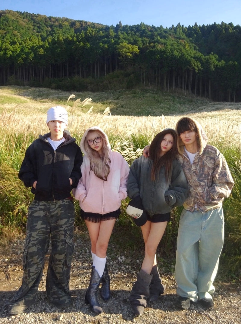 Universal logo boa duck hooded jacket