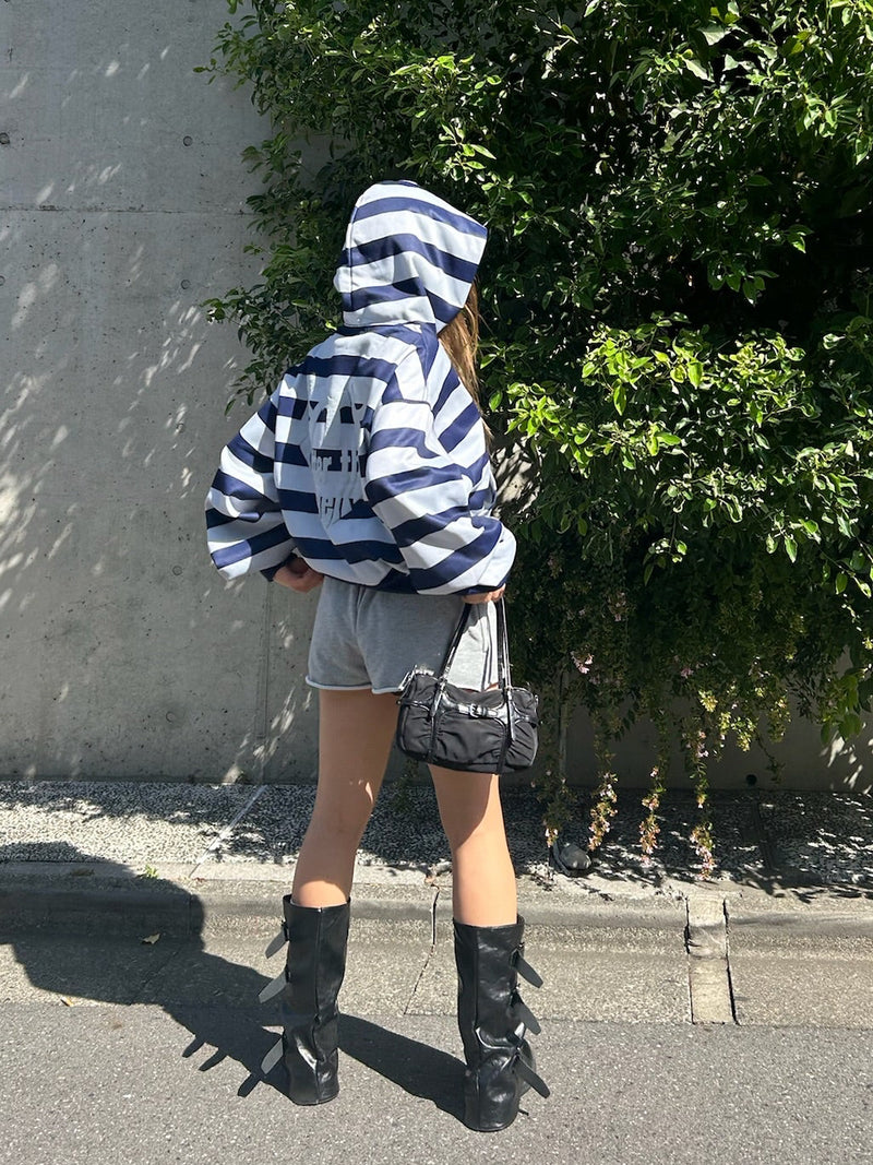 border heart logo hoodie