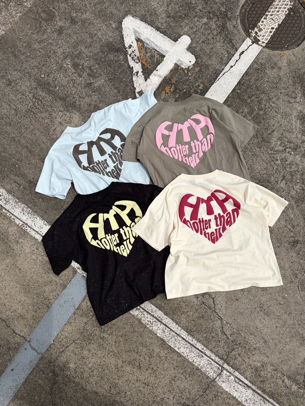 GLITTER HEART LOGO TEE – YZ