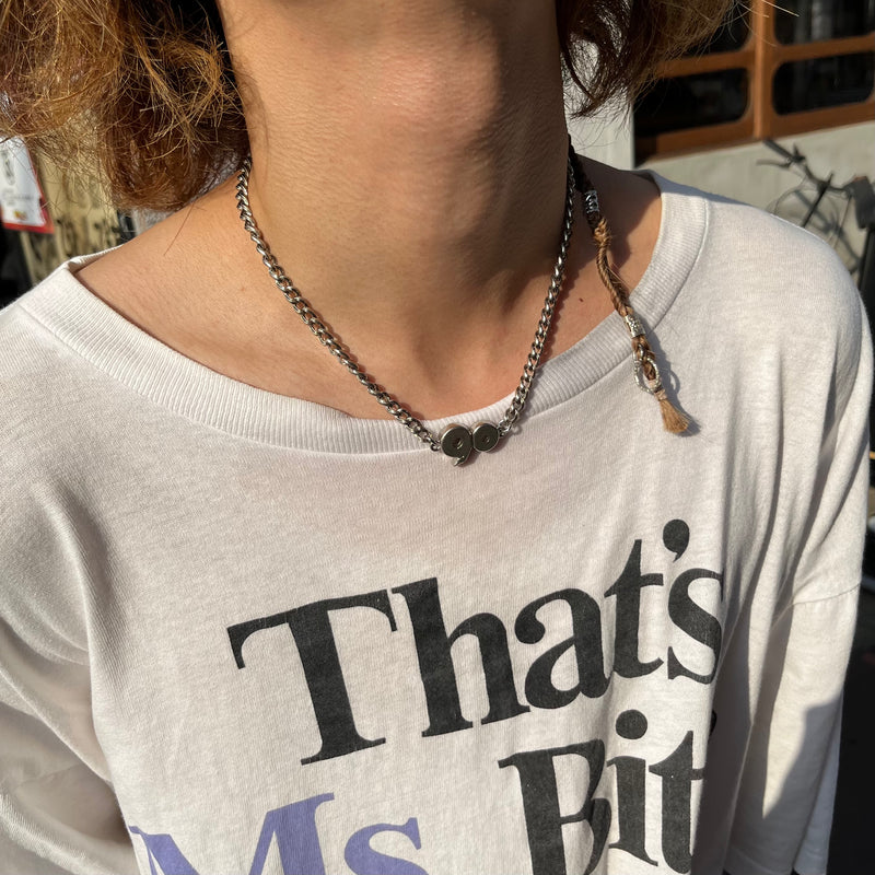 シルバー ロゴ入り ネックレス VARSITY LOGO 925 NECKLACE シルバー ロゴ入り ネックレス VARSITY LOGO 925 NECKLACE