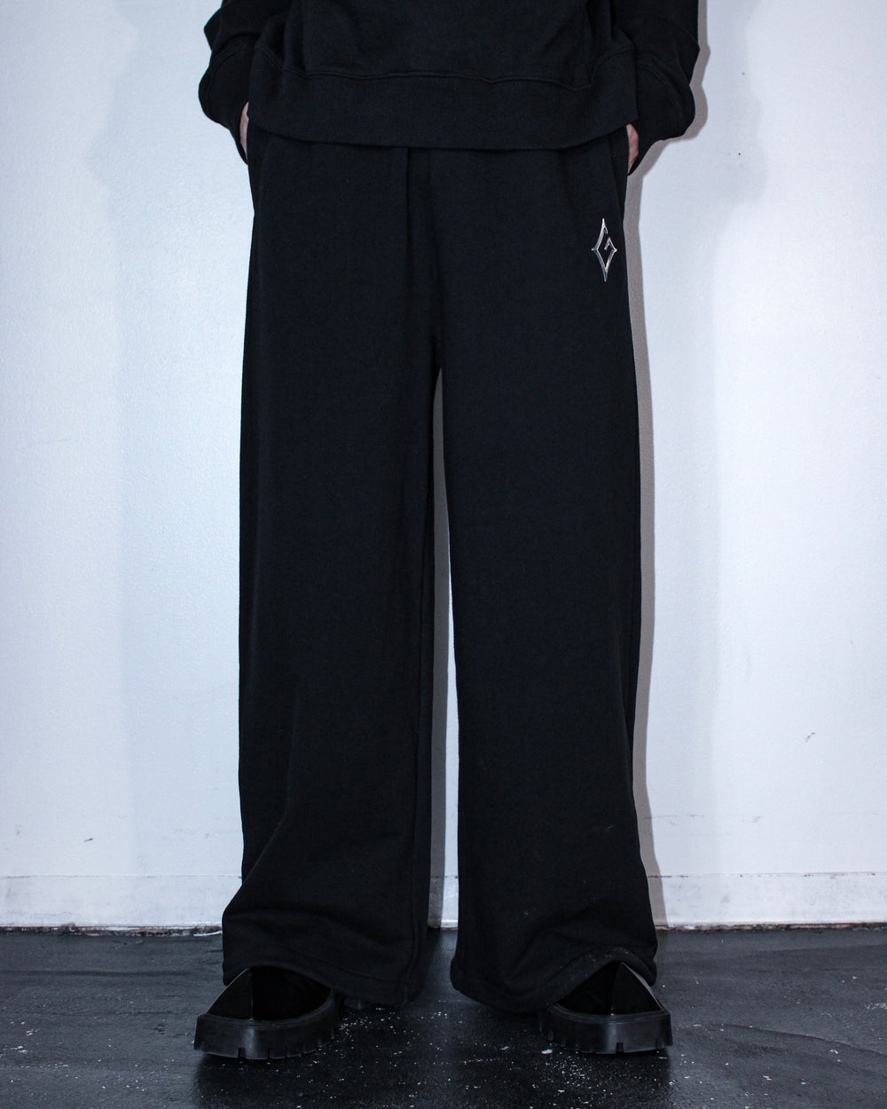 Genzai Metal Logo Sweat Baggy Pants – YZ