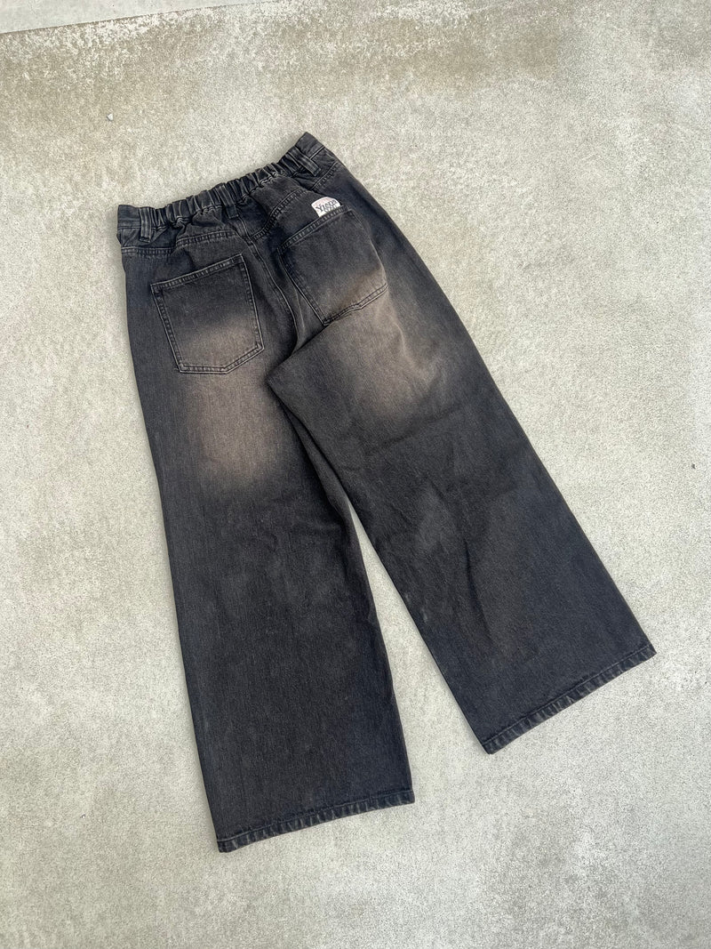 Slash damage buggy denim