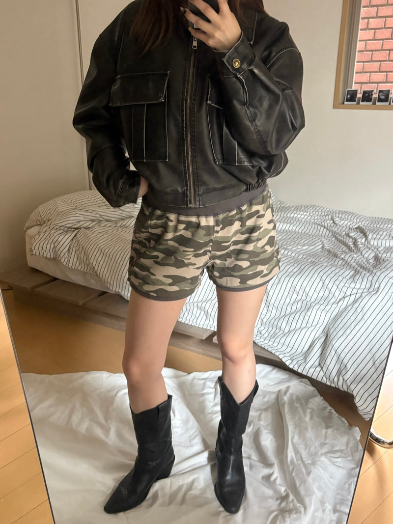 side logo sweat shorts