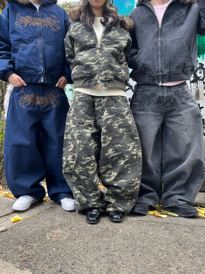 Tribal logo balloon baggy pants