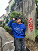 spray logo knit