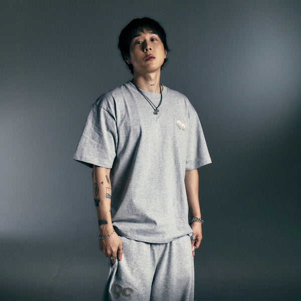 9090 × pH-1 90 Logo Tee – YZ