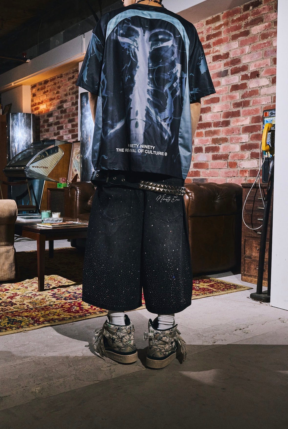 パンツ 9090 Bullet Logo Rhinestone Buggy Jorts Bullet Logo Rhinestone Buggy Jorts – YZ